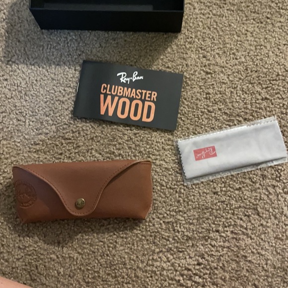 Ray ban club master wood  NEVER USED - Picture 3 of 7
